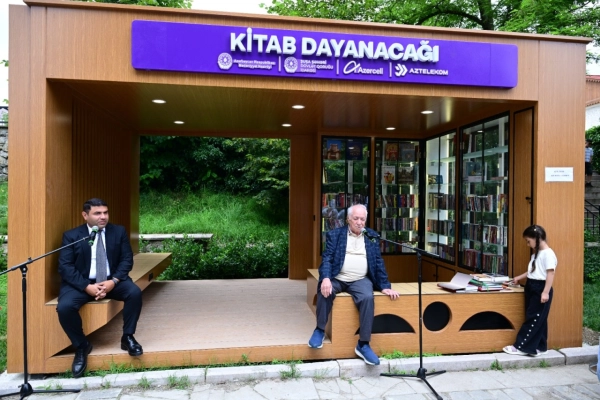 Şuşada 'Kitab dayanacağı' istifadəyə verilib